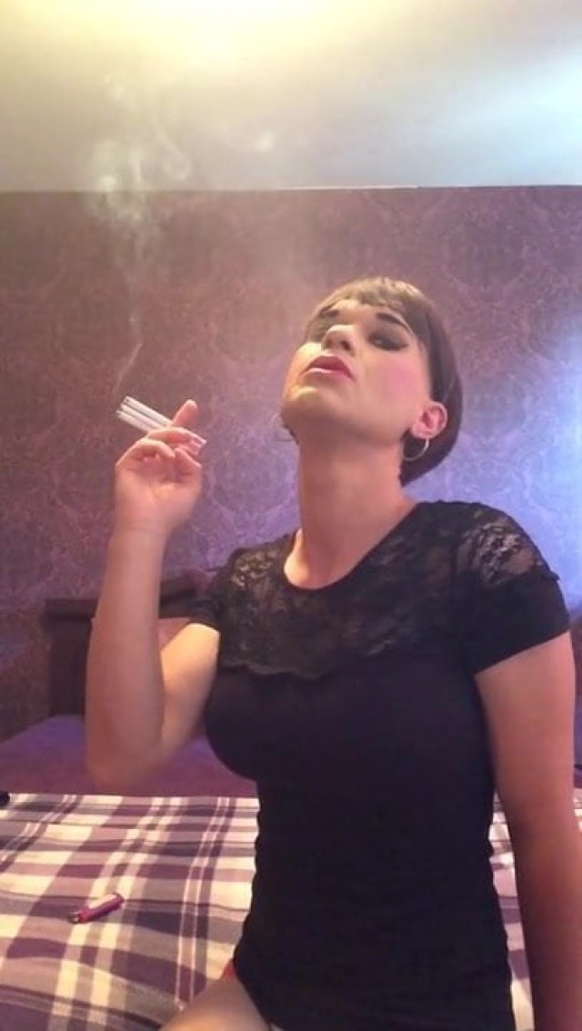 Nola Smoke Hd Videos Shemale Smoking Hot Smoking Sex Xxx
